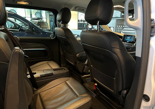 Mercedes-Benz Klasa V cena 249900 przebieg: 87350, rok produkcji 2021 z Bodzentyn małe 301